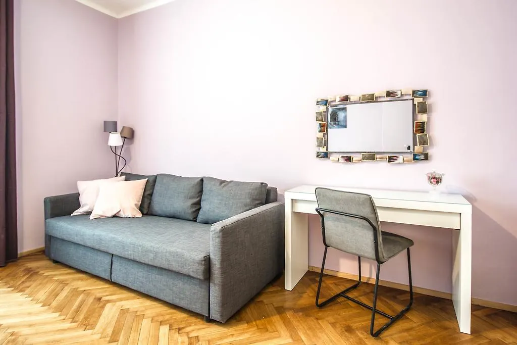 Reflection 2Bdr Apartment By Ruterra Πράγα 0*,  Τσεχία